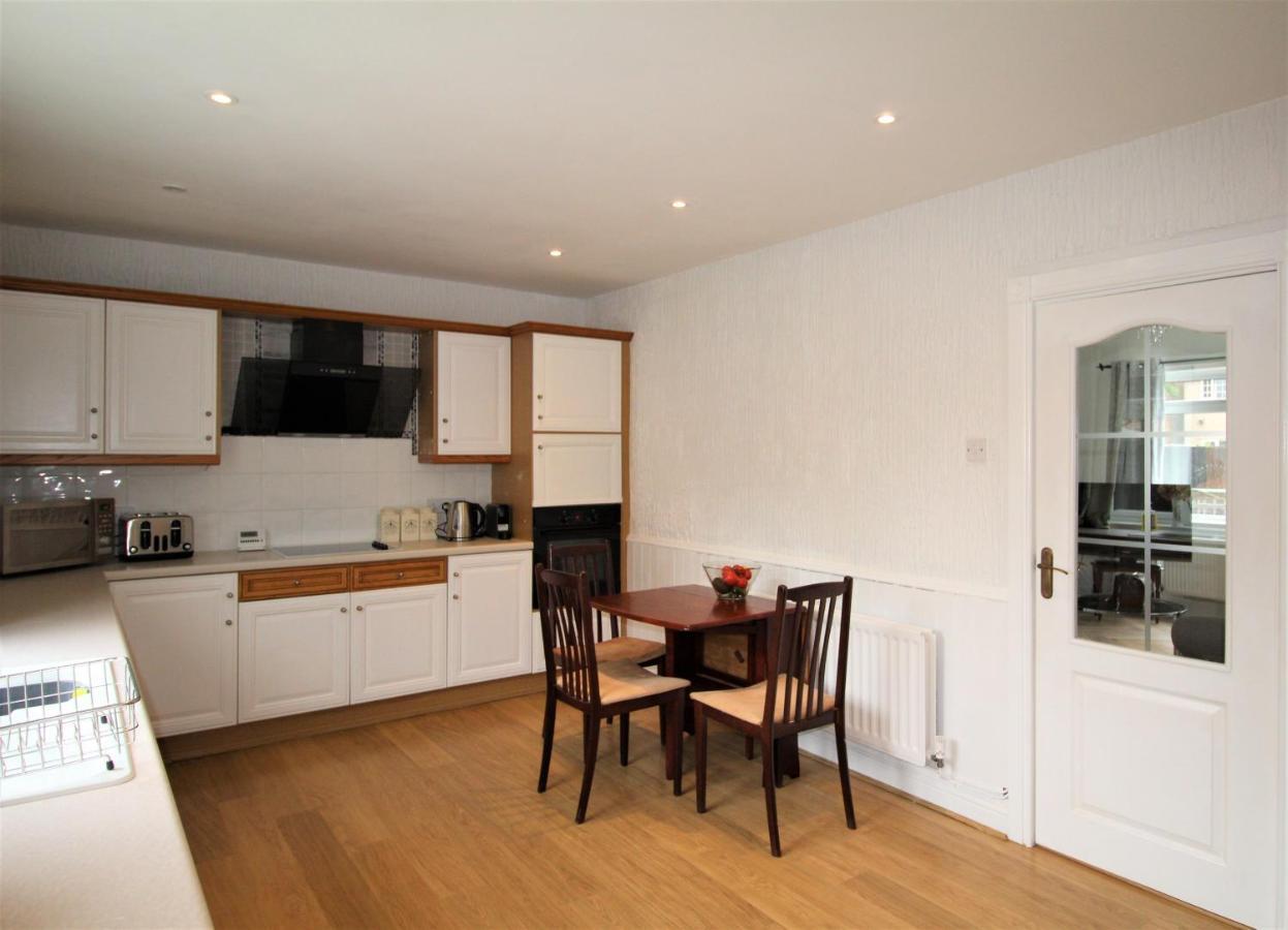 Whitley Bay - Sleeps 6 - Refurbished Throughout - Fast Wifi - Dogs Welcome Eksteriør bilde